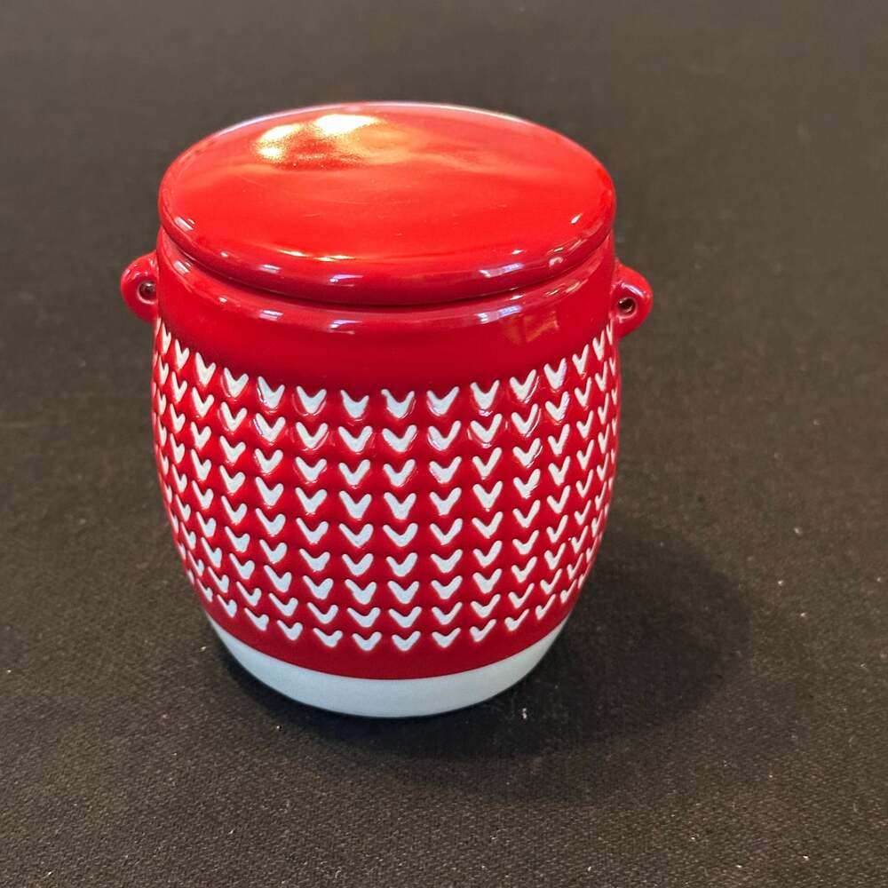 10 Strawberry Street Artisan Collection Canister Jar